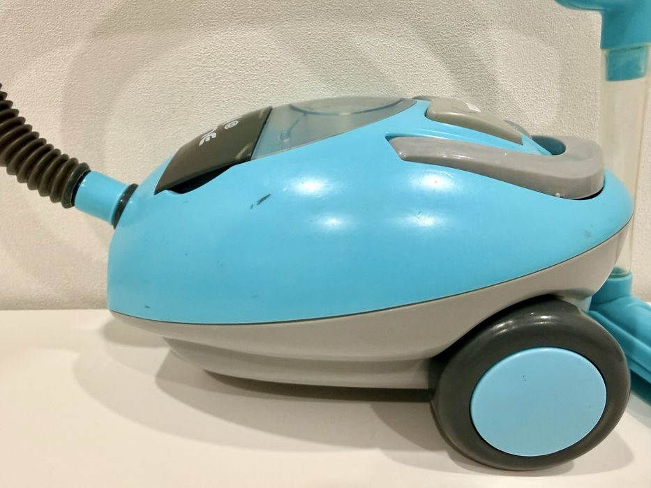 Іграшковий пилосмок Play at Home игрушечный пылесос