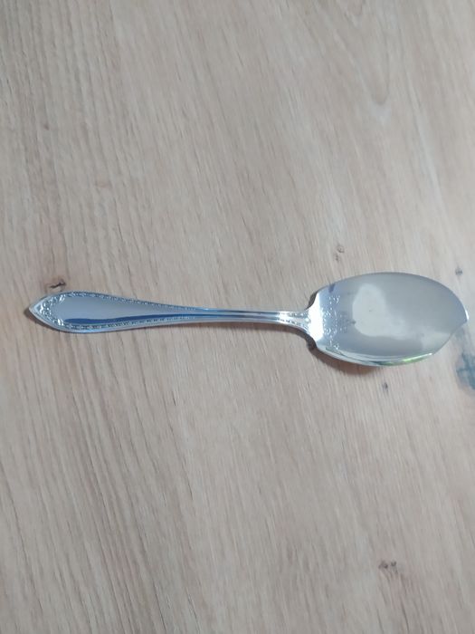 Posrebrzana łyżeczka do przystawek