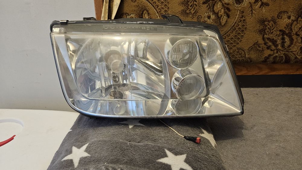Lampy/Lefrektory VW BORA