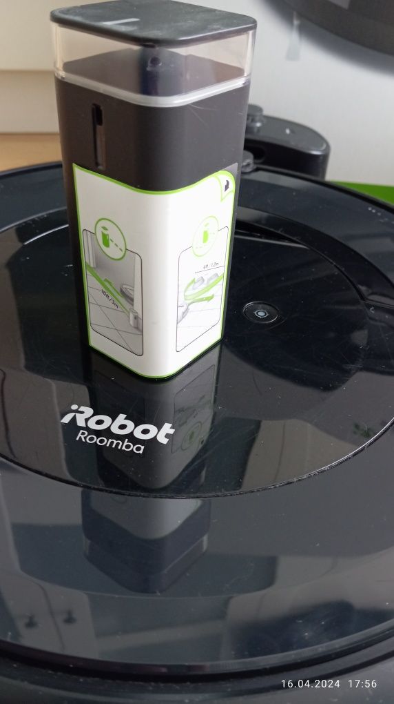 Robot roomba e5 .