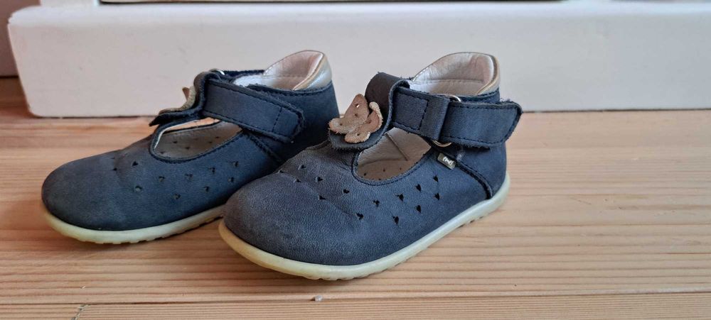 21 Emel balerinki granat z motylkiem