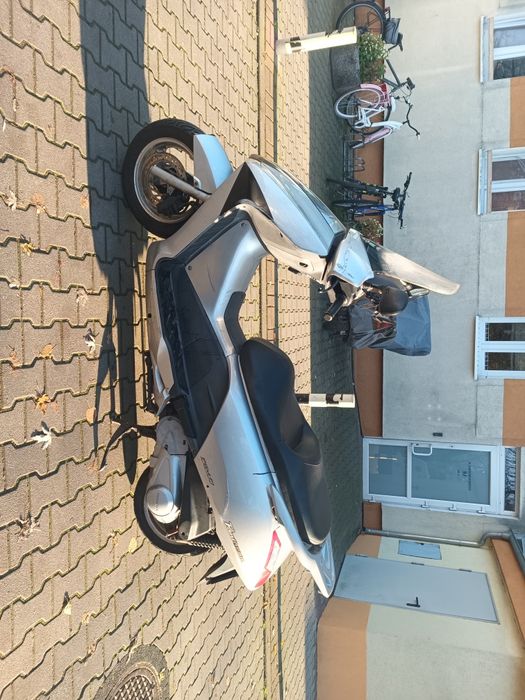 OKAZJA! Honda Pantheon 4T - Niezawodny Maxi Skuter za 1500 zł!