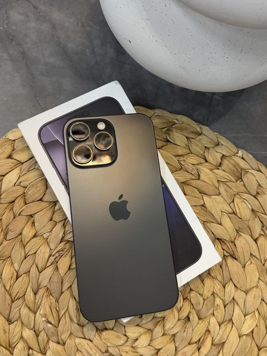 Iphone 16 pro max 256 gb (Black Titanium)  neverlock