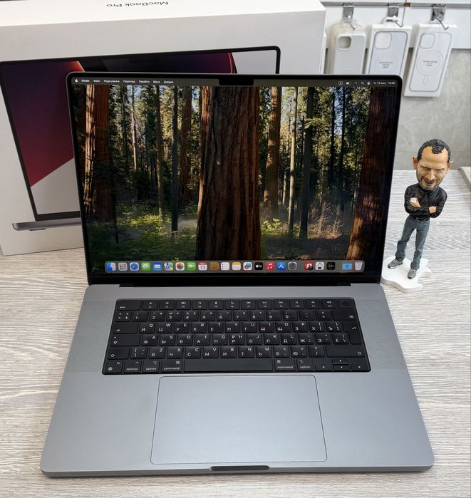MacBook Pro 16  M1 Pro / RAM 32 / SSD 512 GB / 10 CPU / 16 GPU
