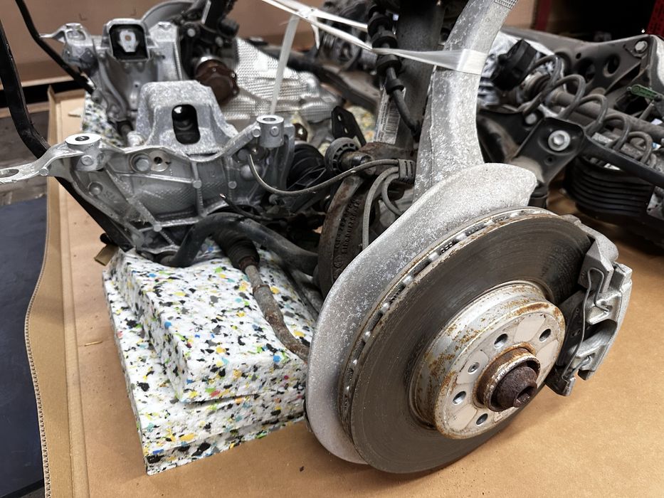 Audi A5 8T A4 B8 Zawieszenie przód  Sanki Wózek Maglownica