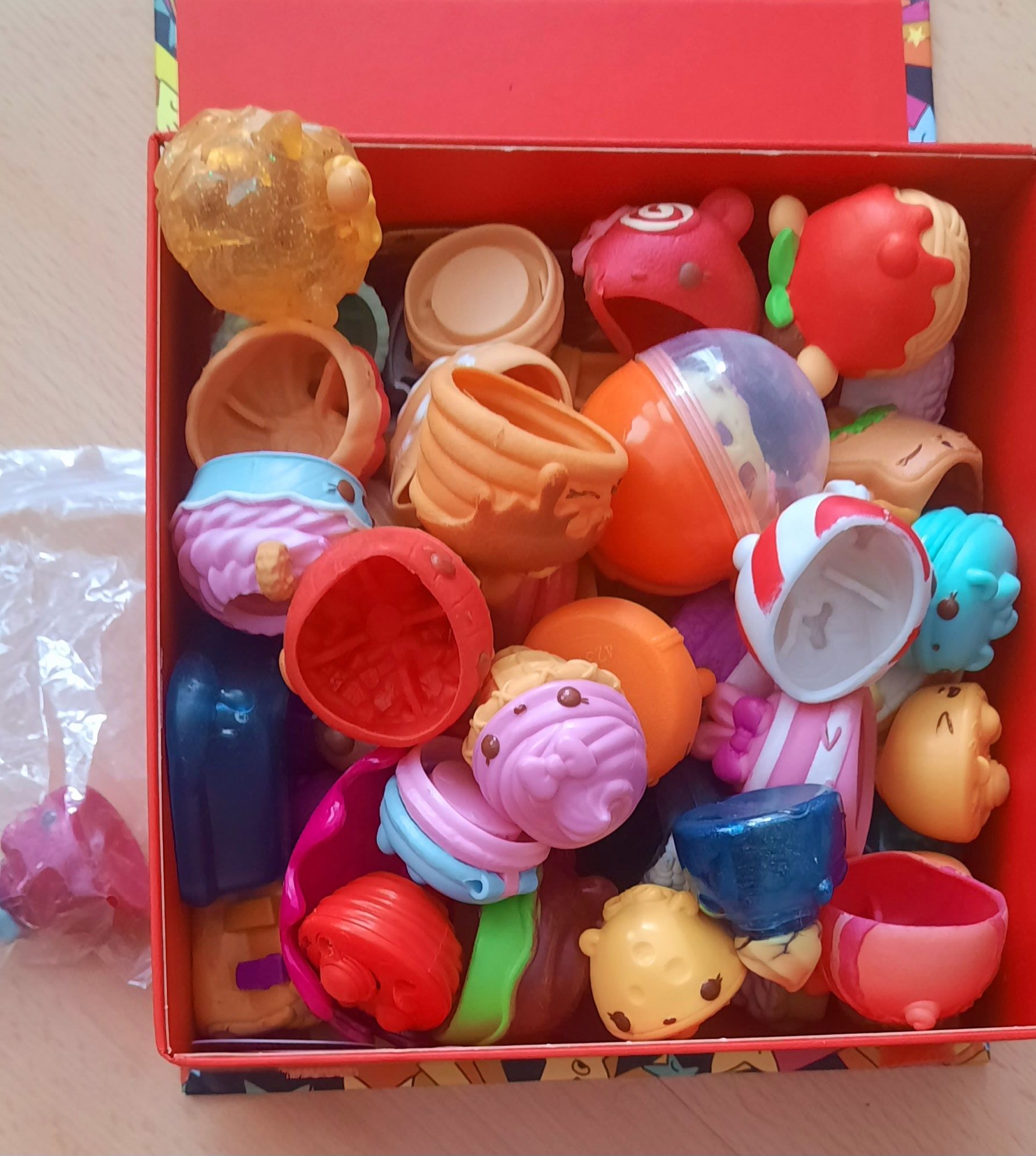 Num Noms figurki