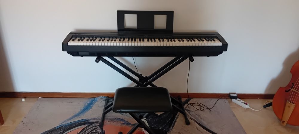 Suporte de Piano transportável