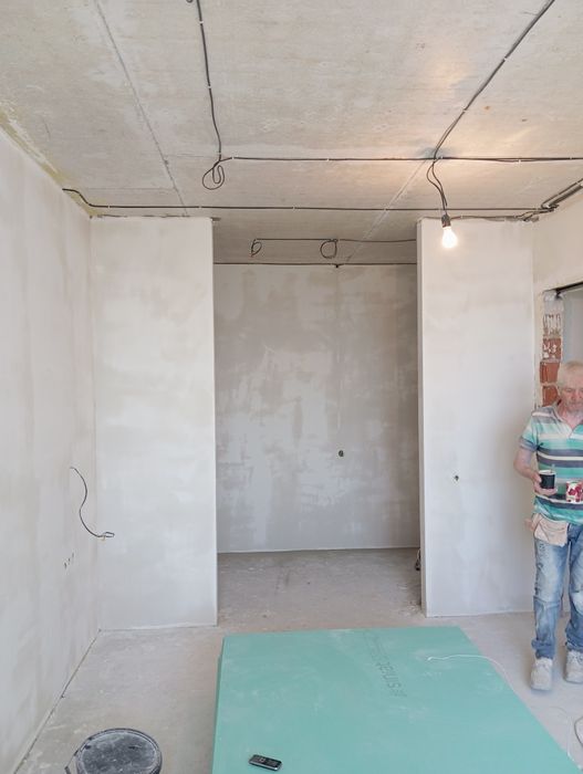 Фарбування  м2 квартир, комерційних приміщень безвоздушне фарбув