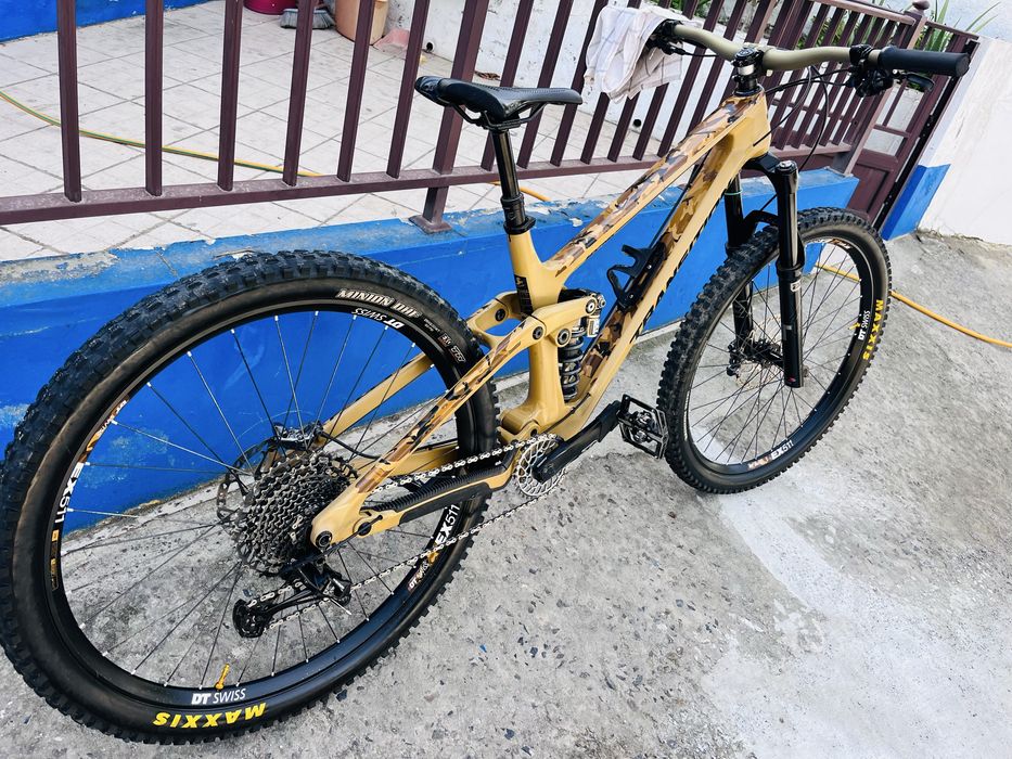Bicicleta em carbono BTT / Enduro Transition Sentinel