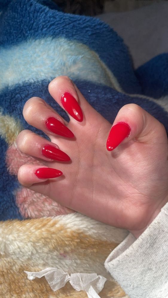 Faço unhas de gel