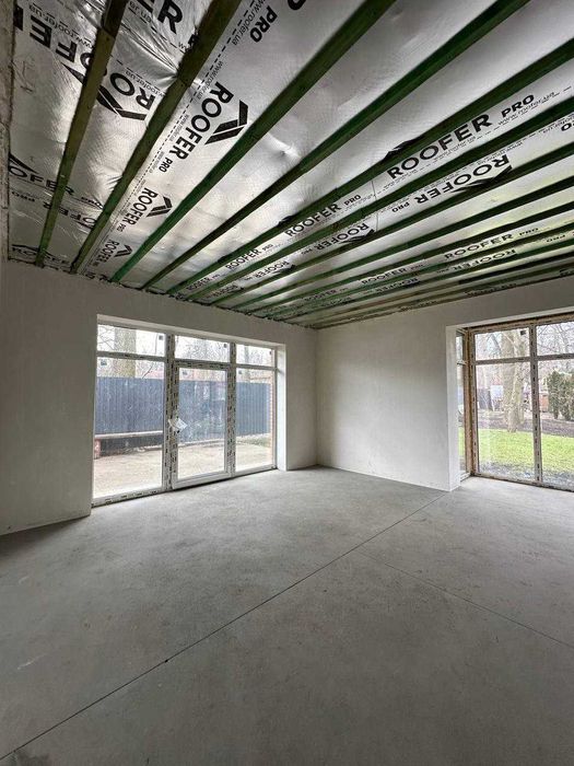 Будинок в лісовій Бучі з наповненням, поруч Бучанский міський парк