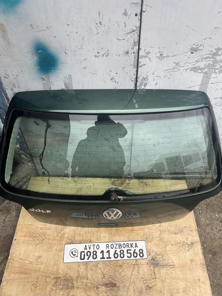 Кришка багажника Volkswagen Golf 4 Кляпа Гольф 4