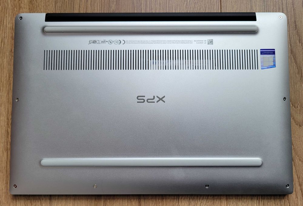 Dell XPS 13 9370 | i5-8250U | 8 ГБ | 256 ГБ | Full HD