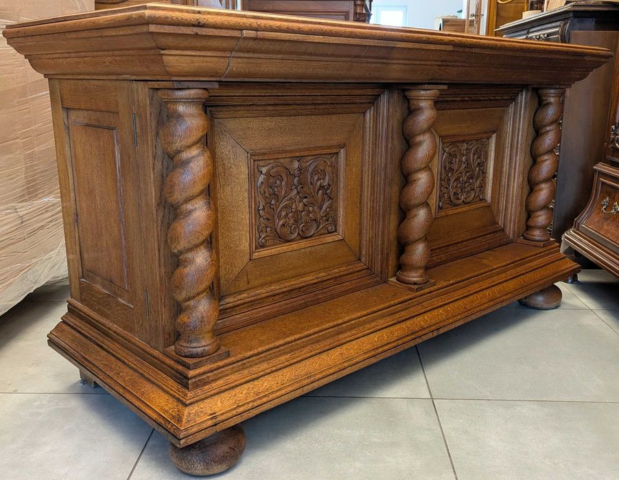 Piękna komoda,szafka neorenesansowa dąb