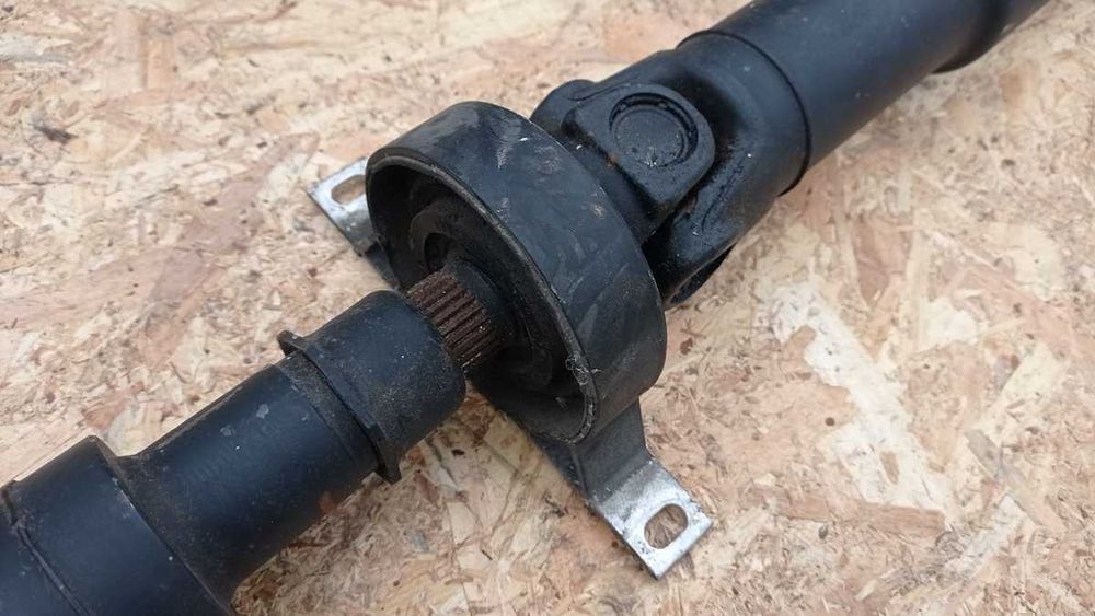 Kompletny Wał napędowy BMW E46 320i 320ci 323i Automat Stan idealny