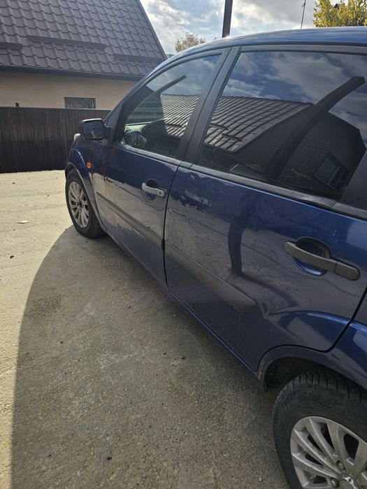 Легковые автомобили