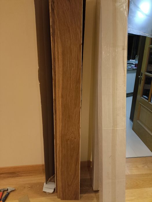 Chão em contraplacado cor carvalho