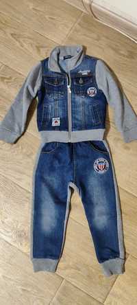 Продаю детский спортивный костюм утеплённый с джинсовыми вставками  на