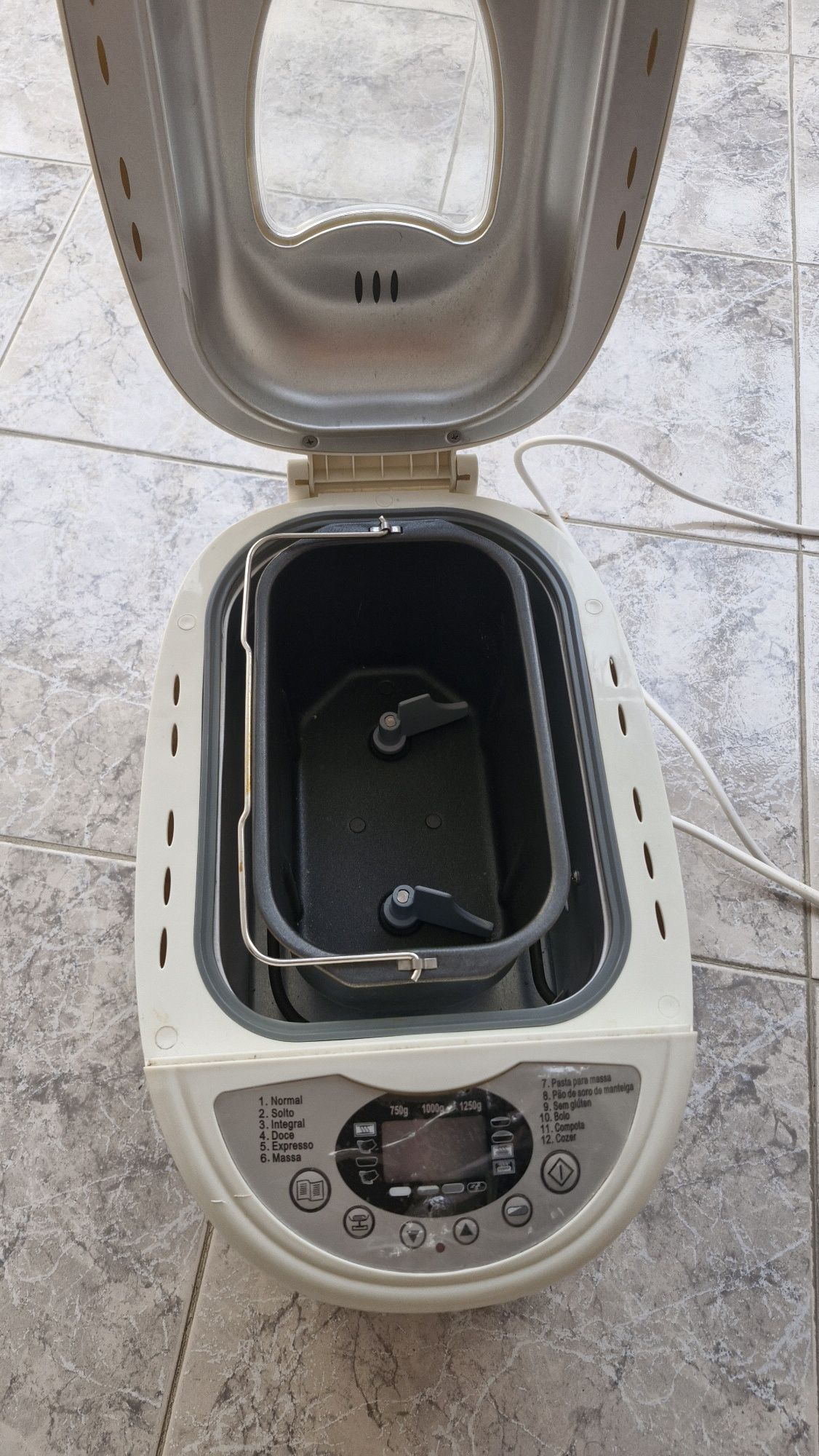 Máquina de fazer pão