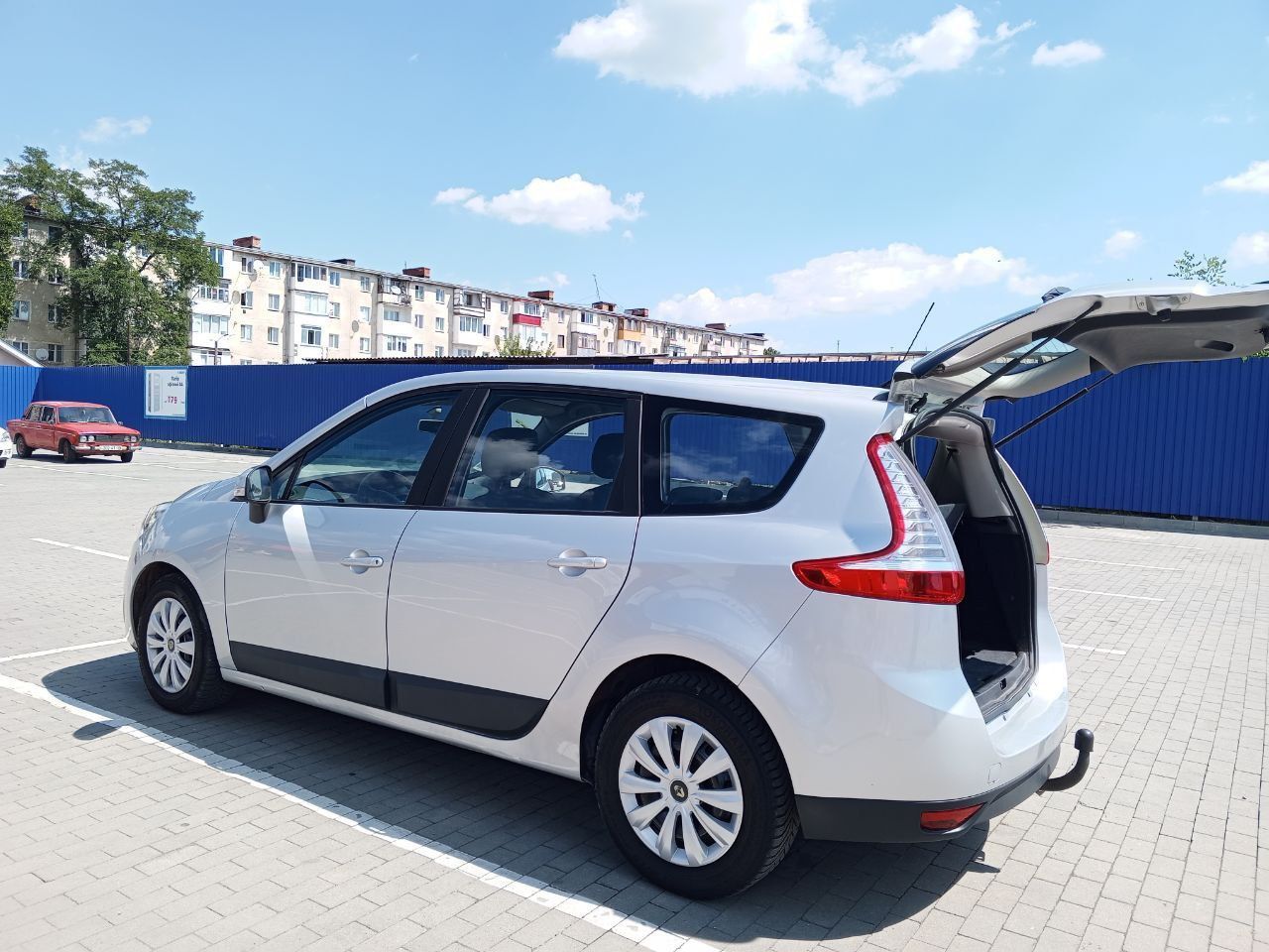Renault scenic 2012