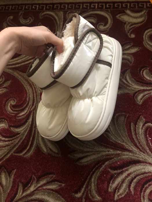 Чуні дутіки чоботи на зиму