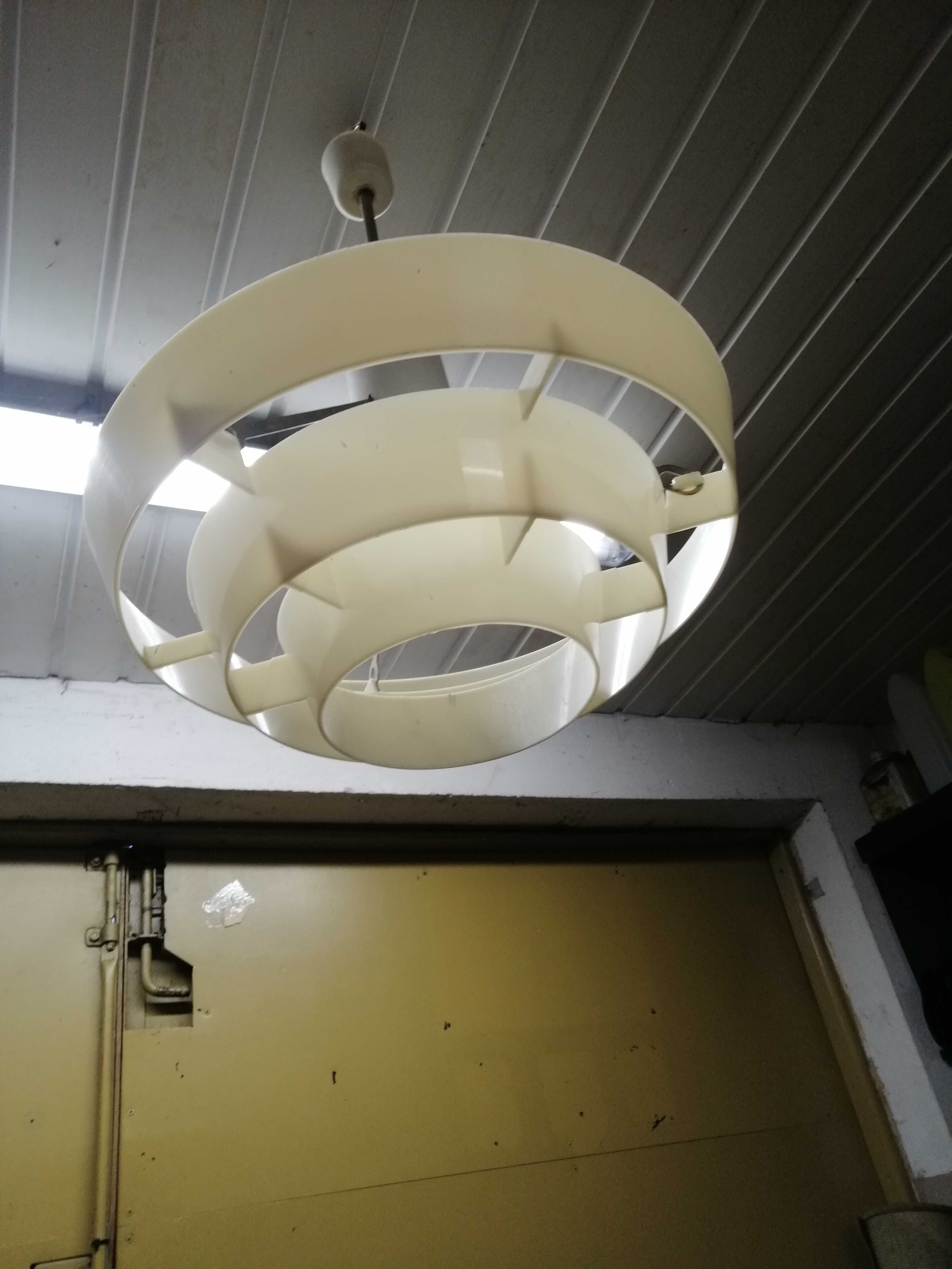 lampa PRL ponadczasowa futurystyczna industrialna przemysłowa MEOS