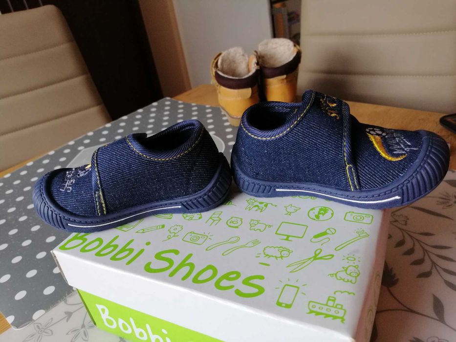 Kapcie dziecięce 20 Bobbi-Shoes Deichmann rzep NOWE