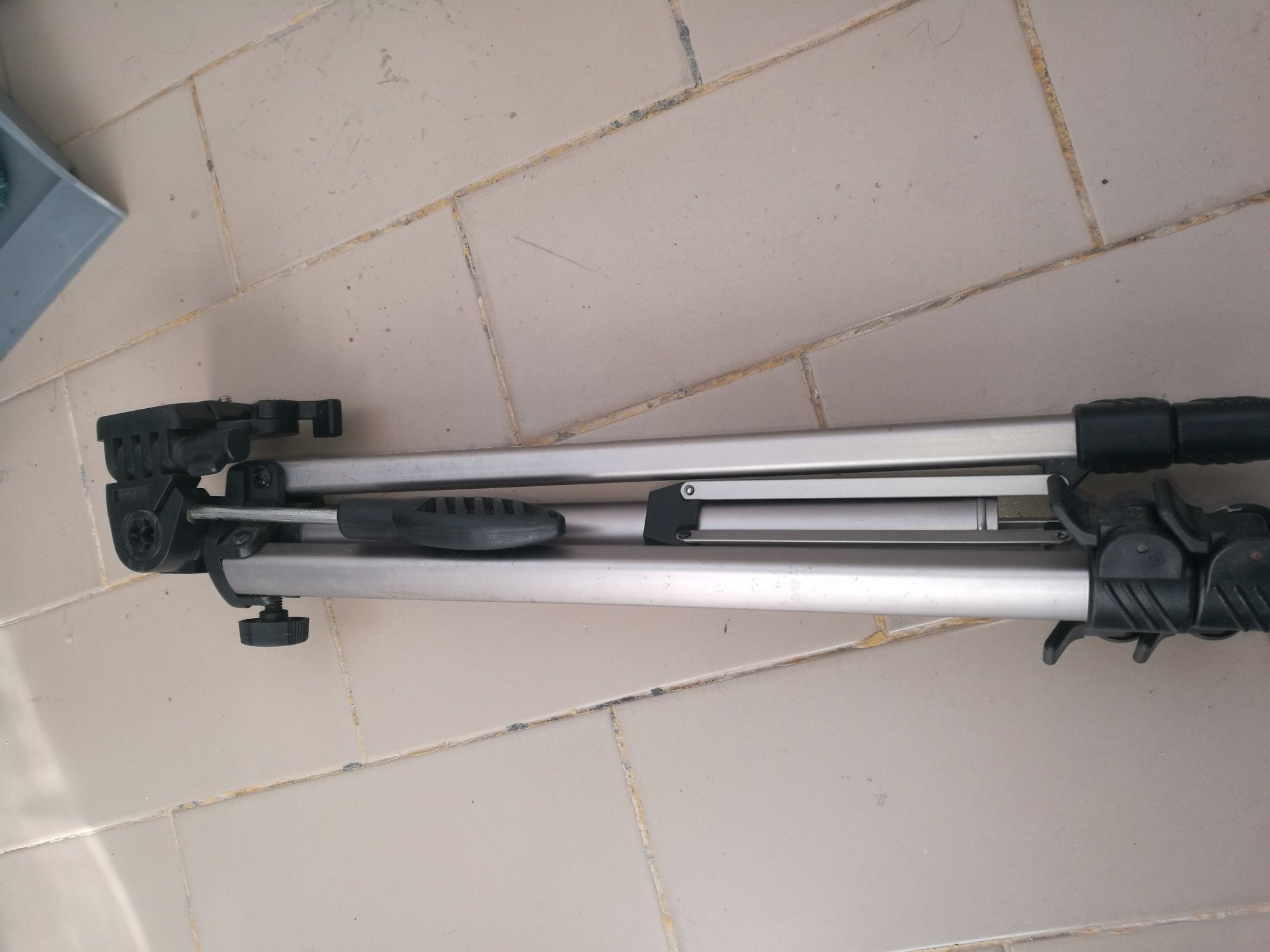 Tripé UNOMAT SVA 22