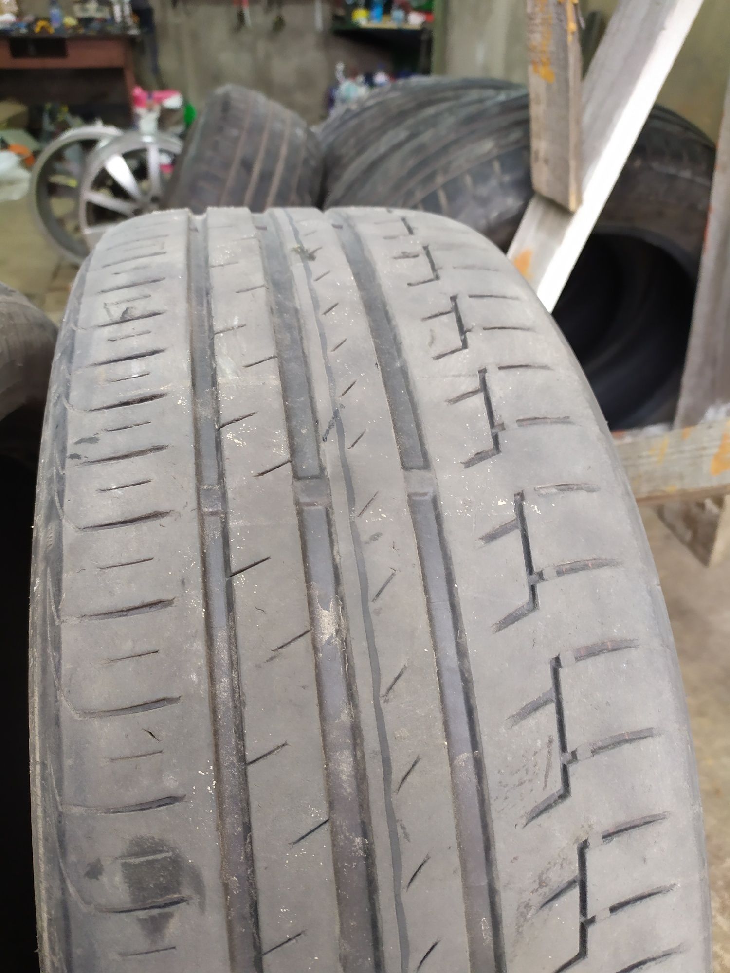 Шини continental premium cantact6 215/50 r17