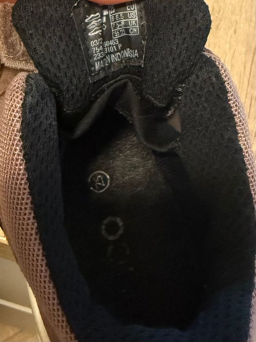 Ecco butty 25r jesień zima