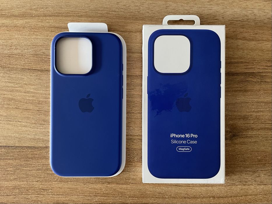 Чохол iPhone 16 Pro Silicone Case - Ultramarine (Оригінал)