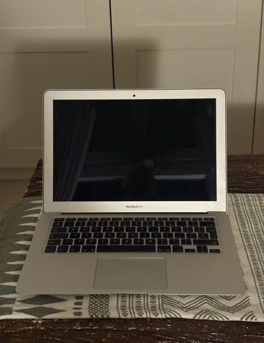 Laptop Macbook Air 13 8 GB | 500 GB | 1500 MB Graphics