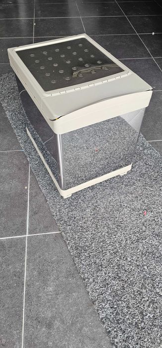 Sistema de recolha de lixo com 3 compartimentos