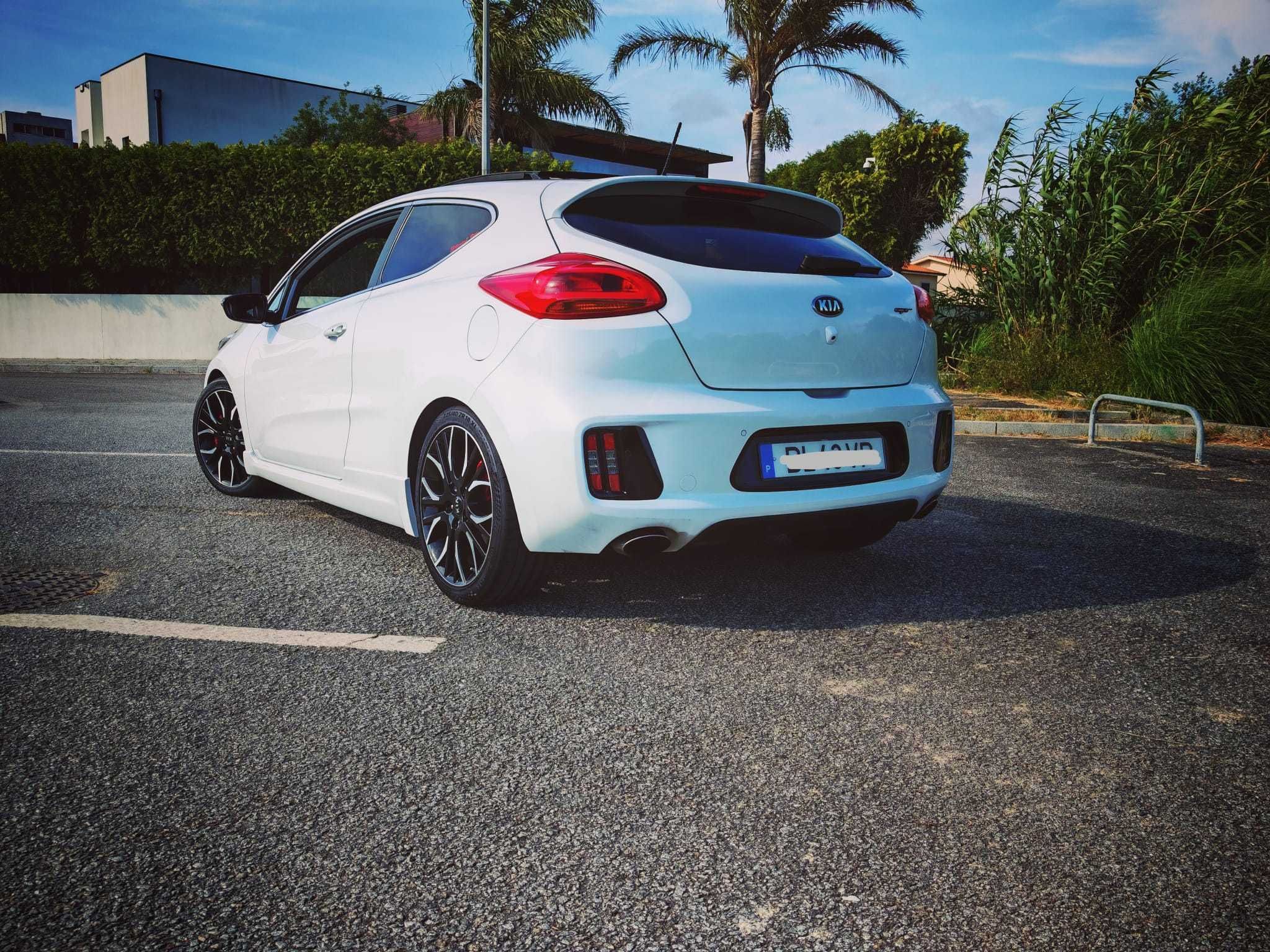 Kia Pro_cee'd GT First Edition • 204cv • Edição Limitada nº204/500