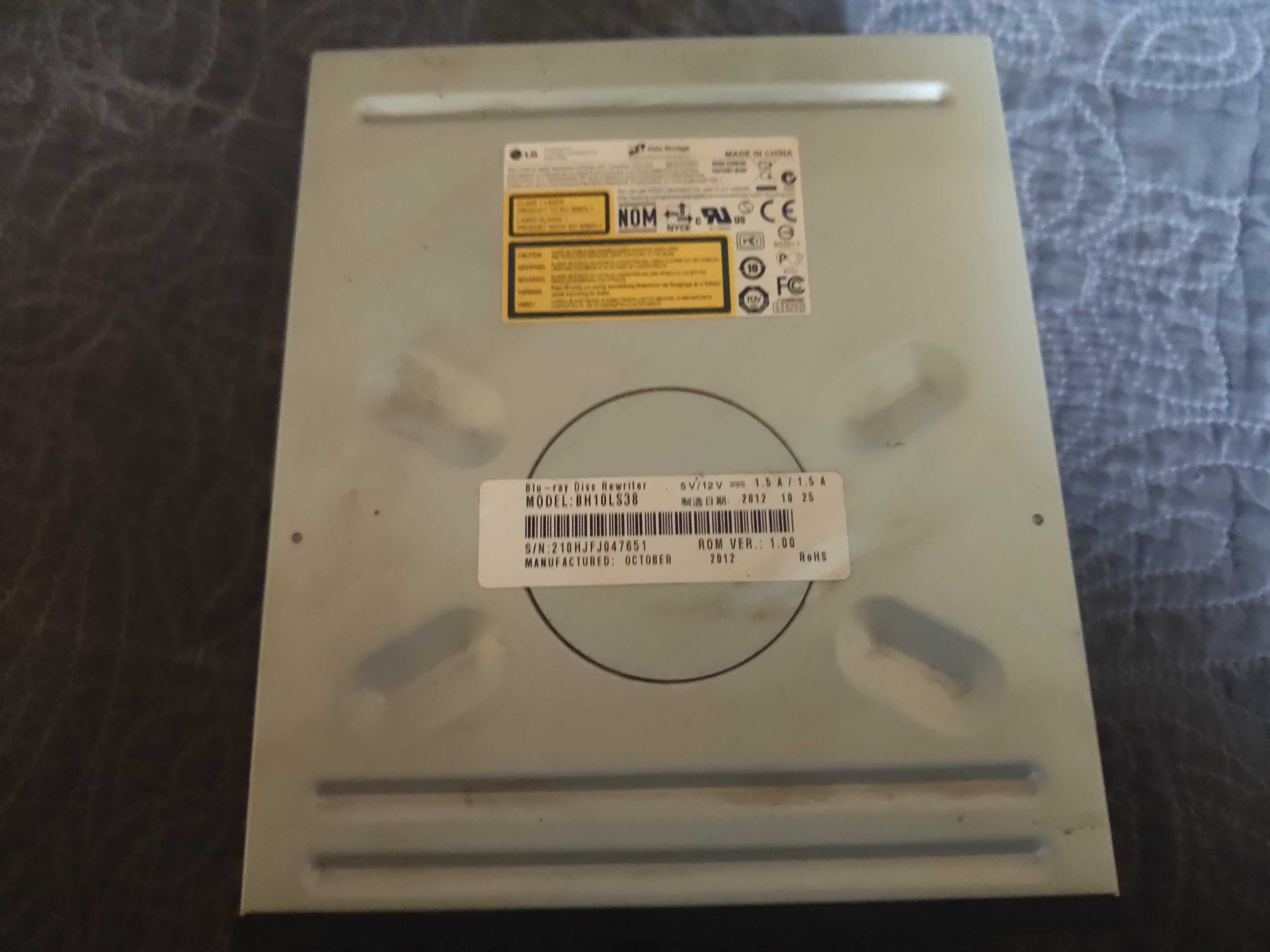 Nagrywarka LG (DVD+/-RW + Blu-ray) BH10LS38