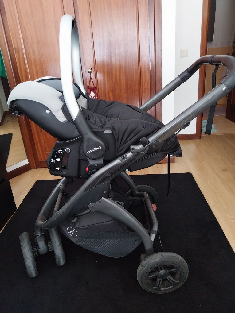 Carro bebé + cot