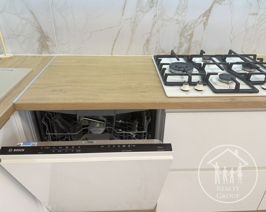 Продам будинок в ближньому центрі!Високий замок!Знесіння!