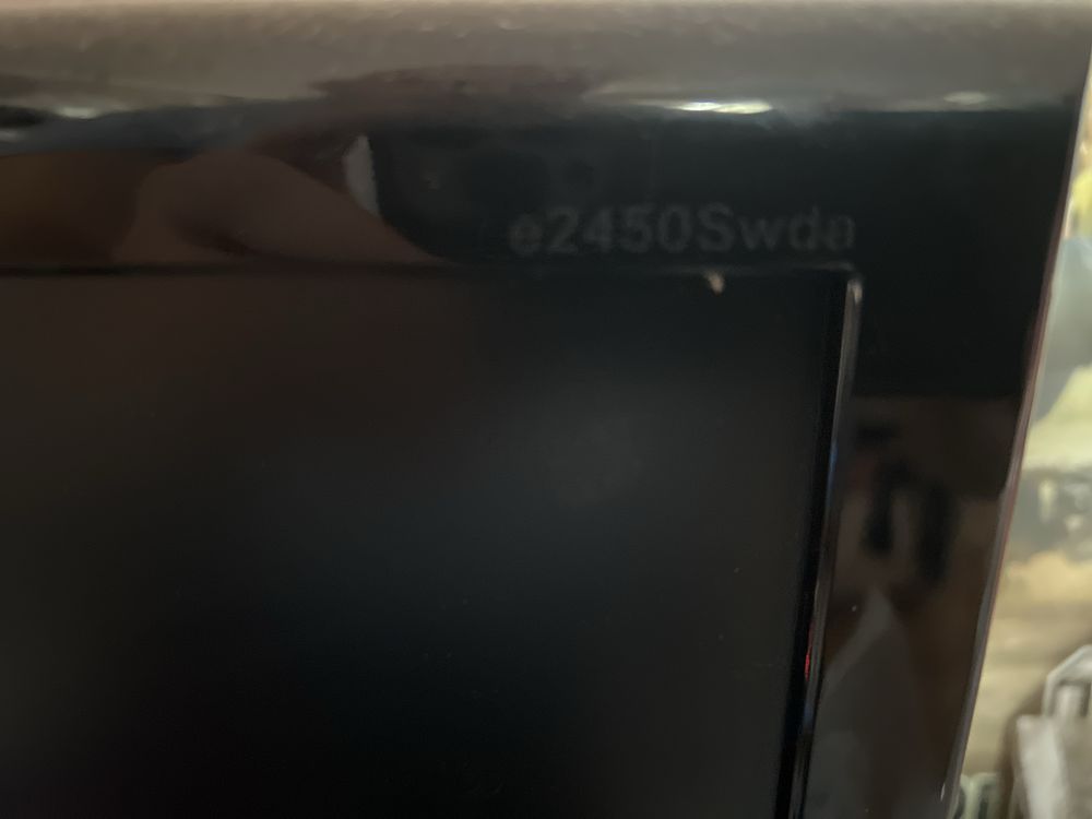 Продам монитор AOC 24 модель e2450Swda