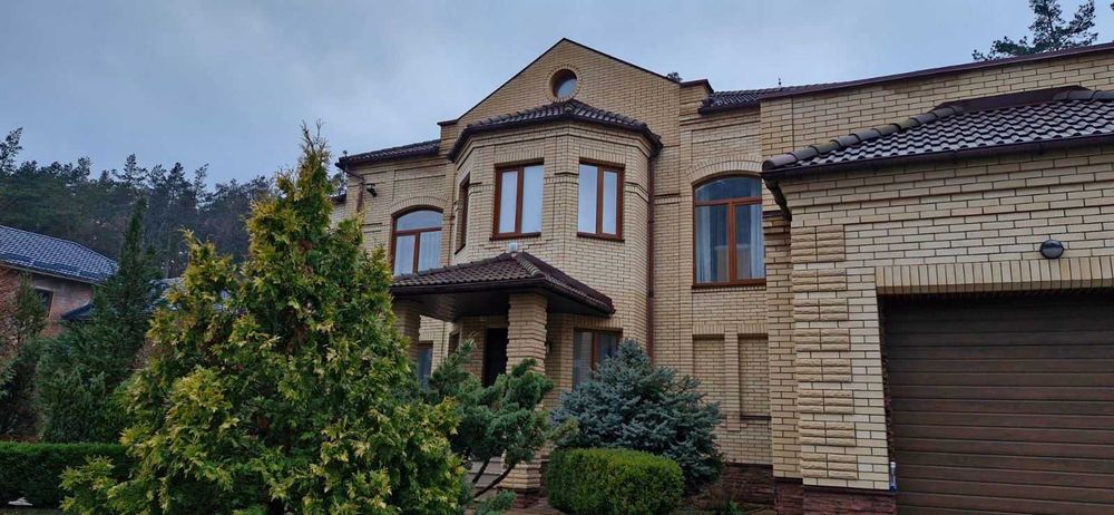 Продаж чудового будинку поруч з сосновим лісом с.Гореничі