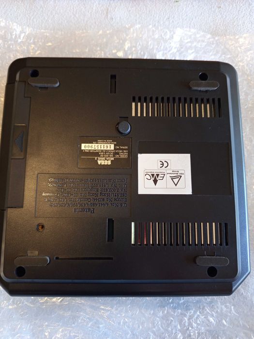 Consola Sega Mega Drive 2