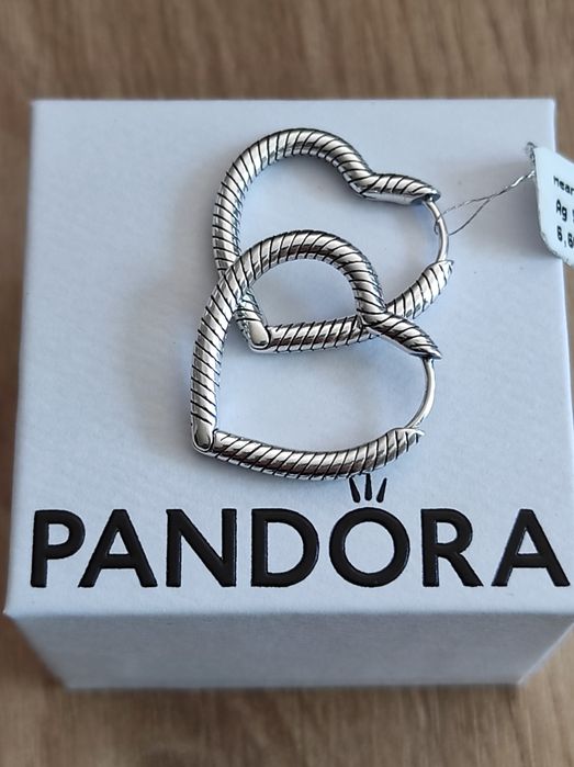 Oryginalne kolczyki pandora w kształcie serca