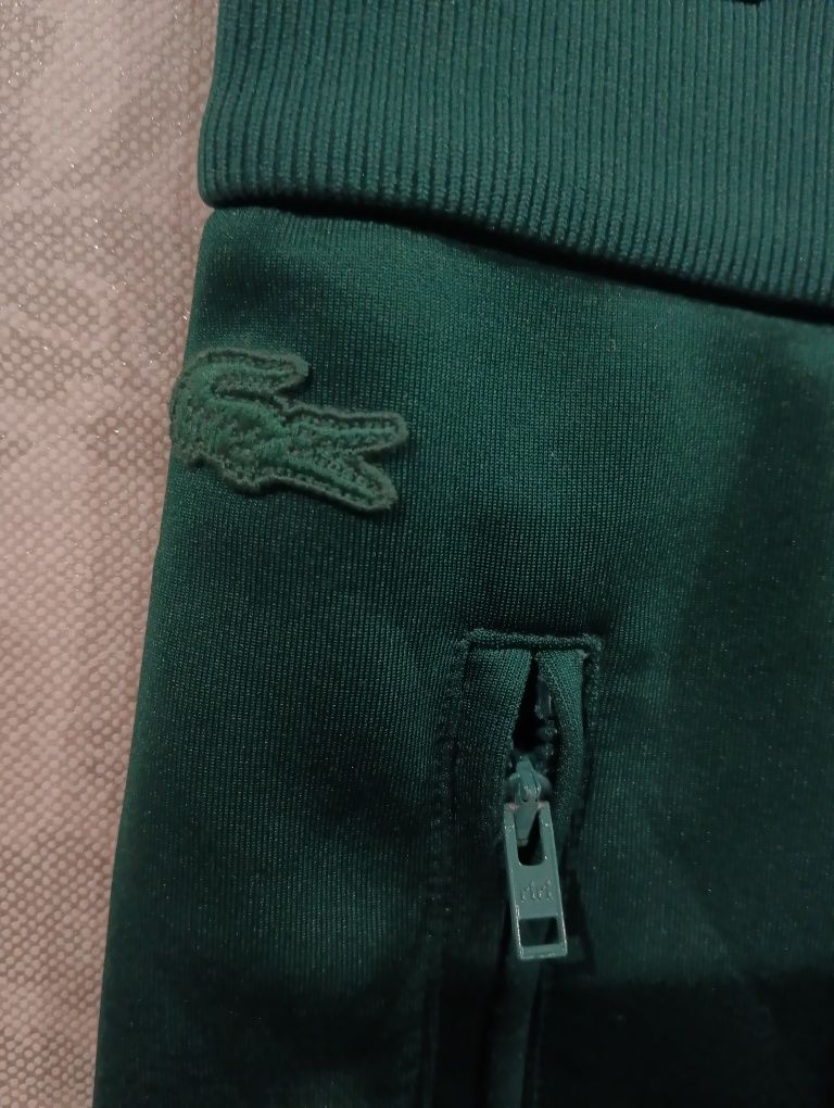 Спортивные штаны Lacoste