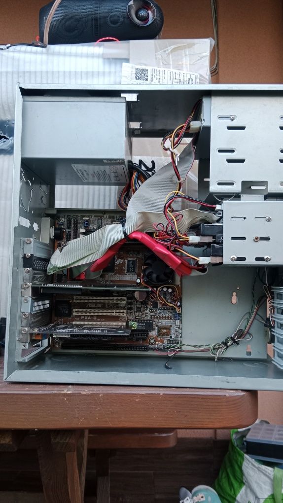 Retro pc AMD 400mhz Pentium 1 + 3dfx Voodoo Rush