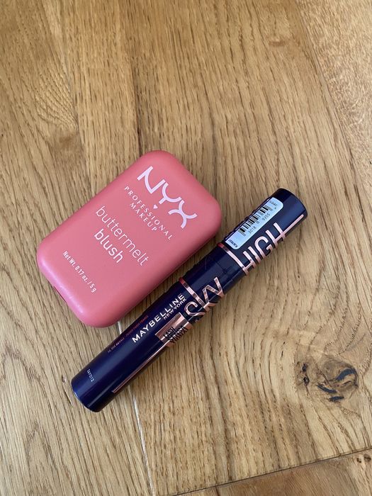 Roż do policzków mascara nyx cosmetics buttermelt blush maybelline sky