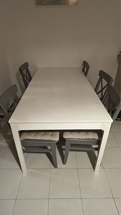 Mesa extensível branca (IKEA) — Madeira