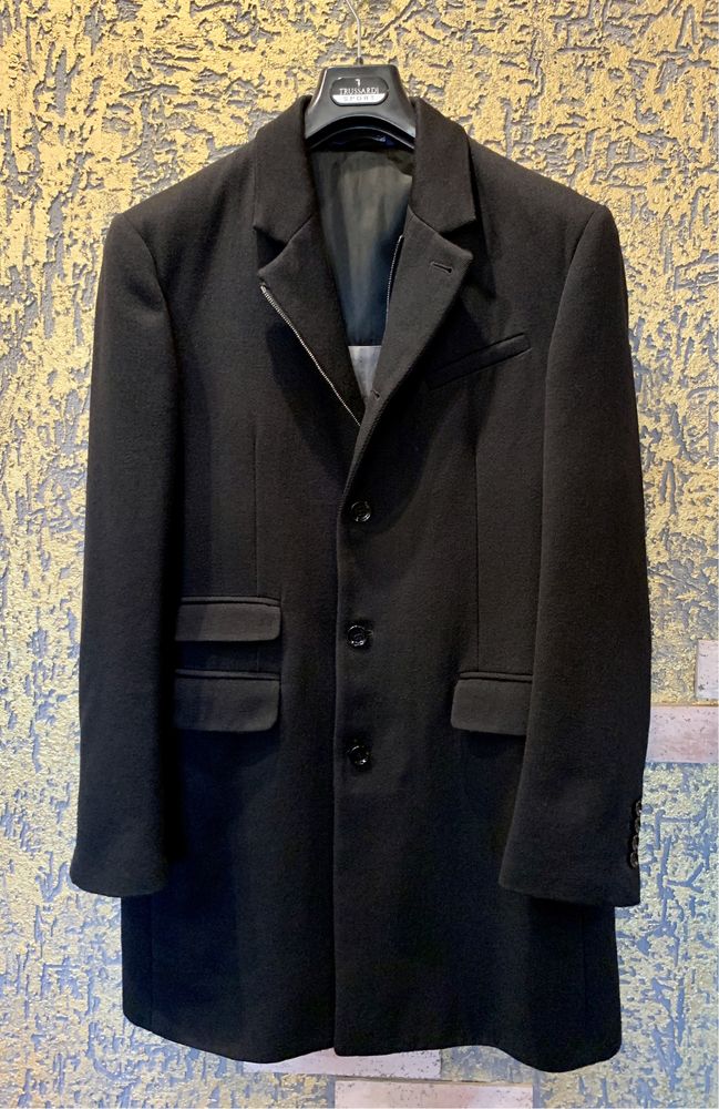 Пальто Trussardi