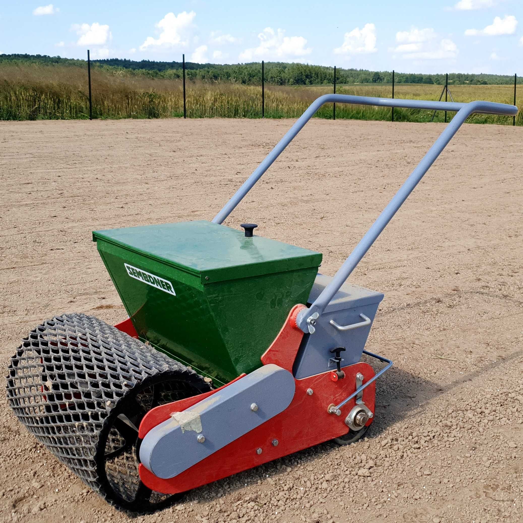 Siewnik do trawy Sembdner  WYNAJEM WYPOŻYCZALNIA Równiarka Walec