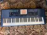 Сінтезатор Yamaha psr 330