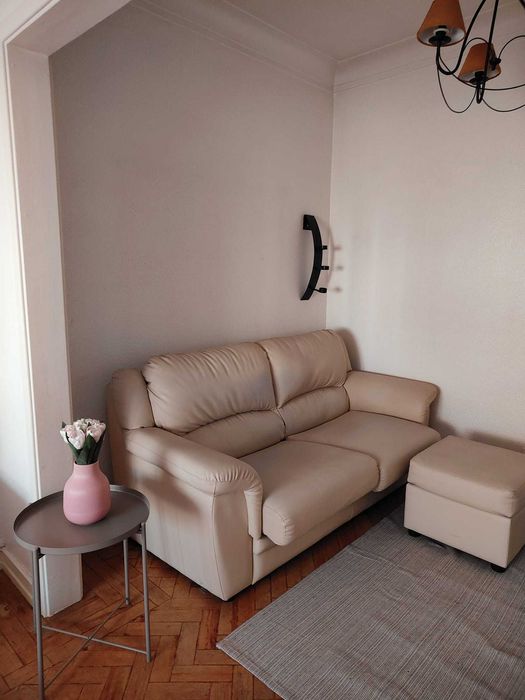 Aluga-se quarto individual, amplo, tipo estúdio, em Benfica/Lisboa