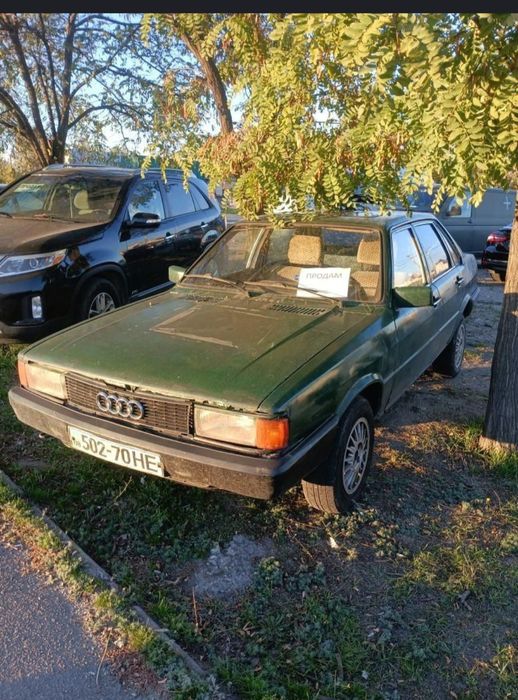 Продам автомобіль Ауді 80